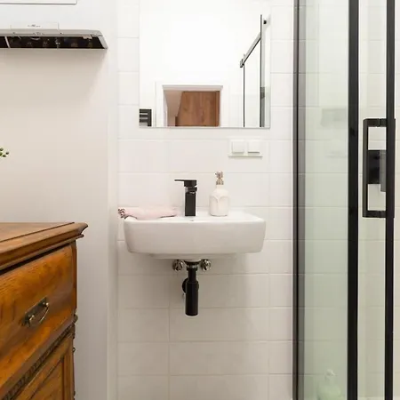 Bright Rose * Kraków